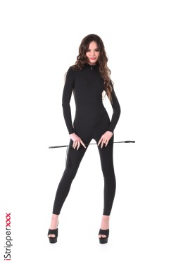 Ave Deva - La Dominatrice - 1