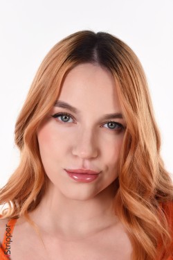 Leya Desantis - Orange Attraction - 2