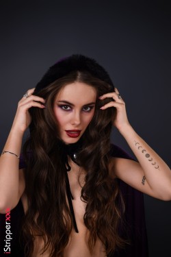 Liz Ocean - Purple Blood - 10